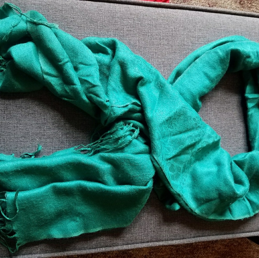 Green scarf