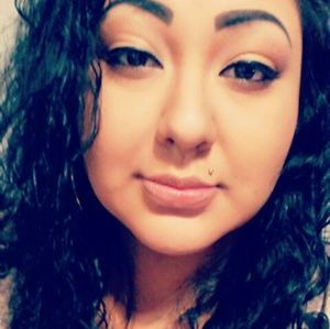 Meet your Posher, Raquel