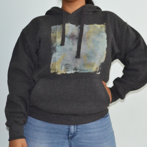 Abstract Screen printed sweater - Picture 2 of 3