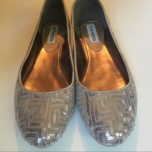 Steve Madden silver sequin ballet flat