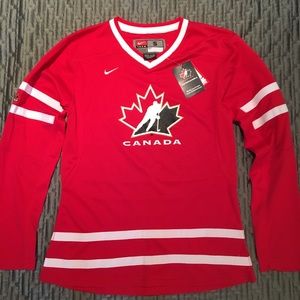 Women’s Nike Canada Hockey Jersey, NWT, Small
