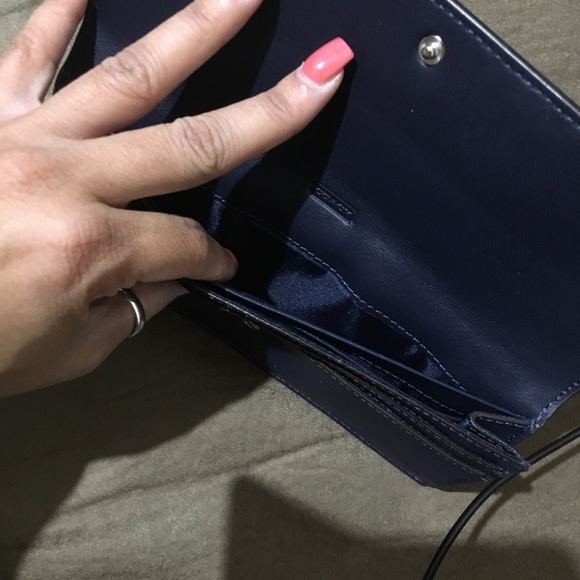 Authentic - Picture 5 of 6