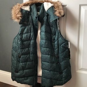 Fur lined vest with hood