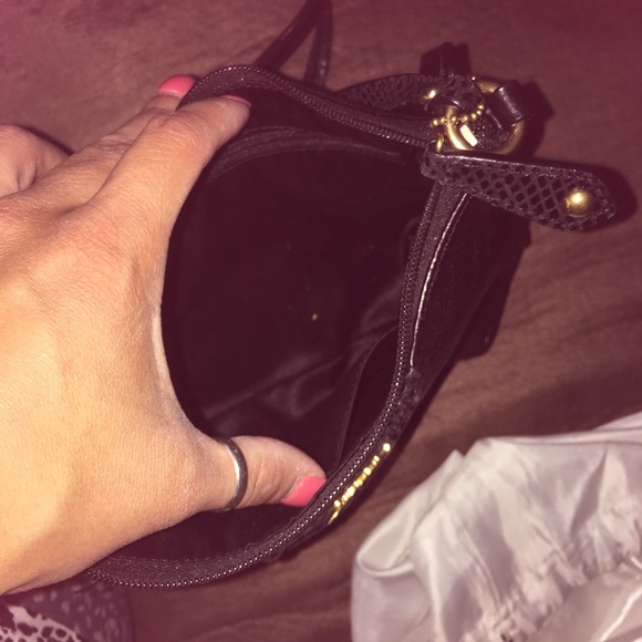 Authentic - Picture 4 of 5