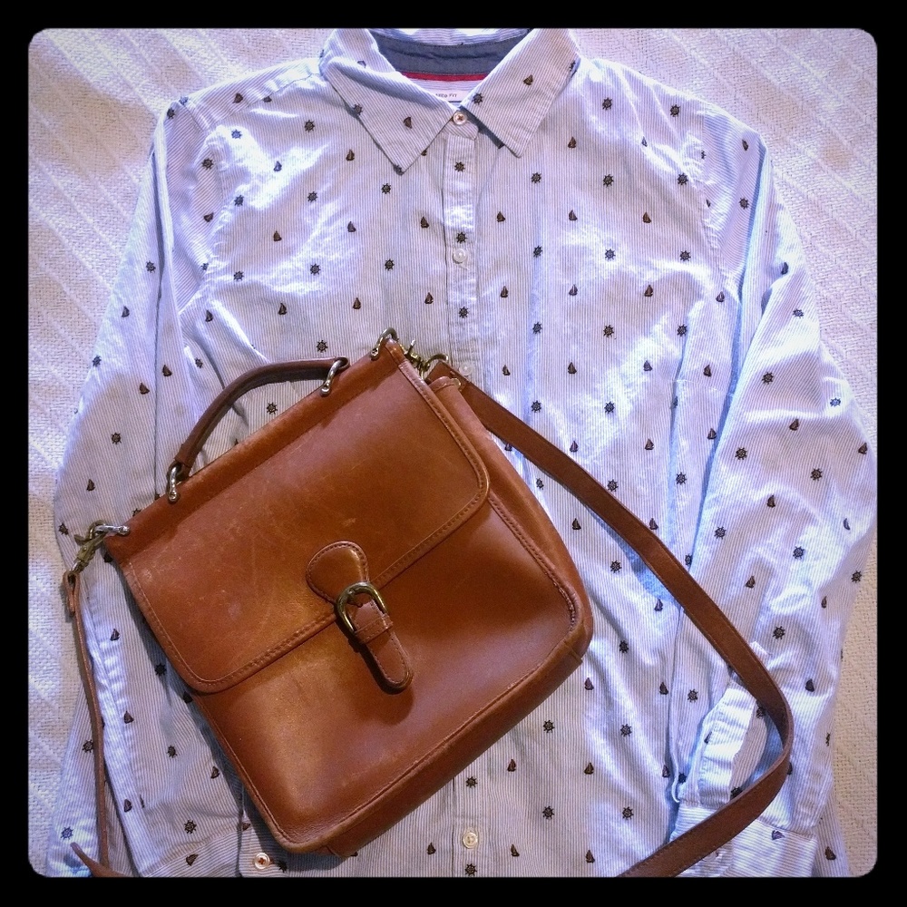 Hunt Club Leather Messenger Bag