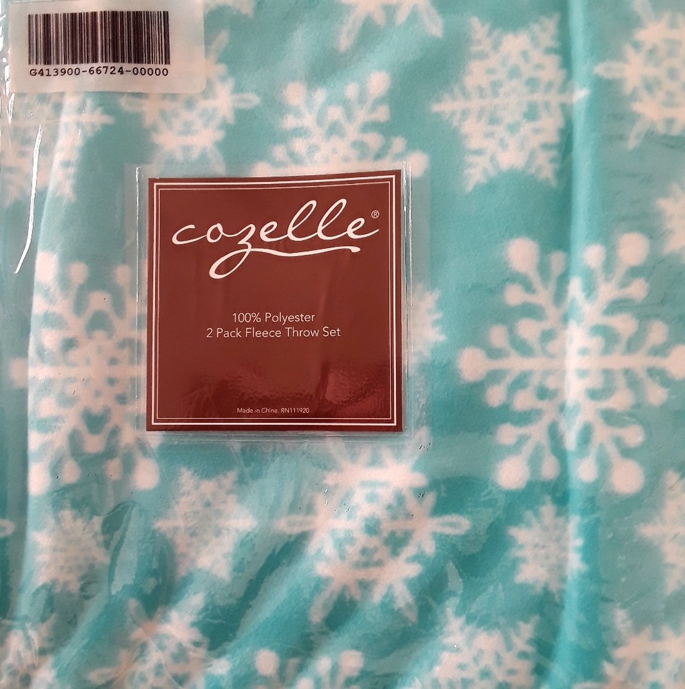 🚫SOLD🚫🚫Cozelle 2 Fleece and Sherpa Throw