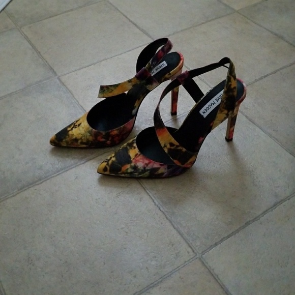 Sling back heels - Picture 3 of 3