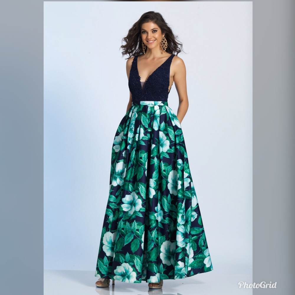 Dave & Johnny floral formal/prom dress