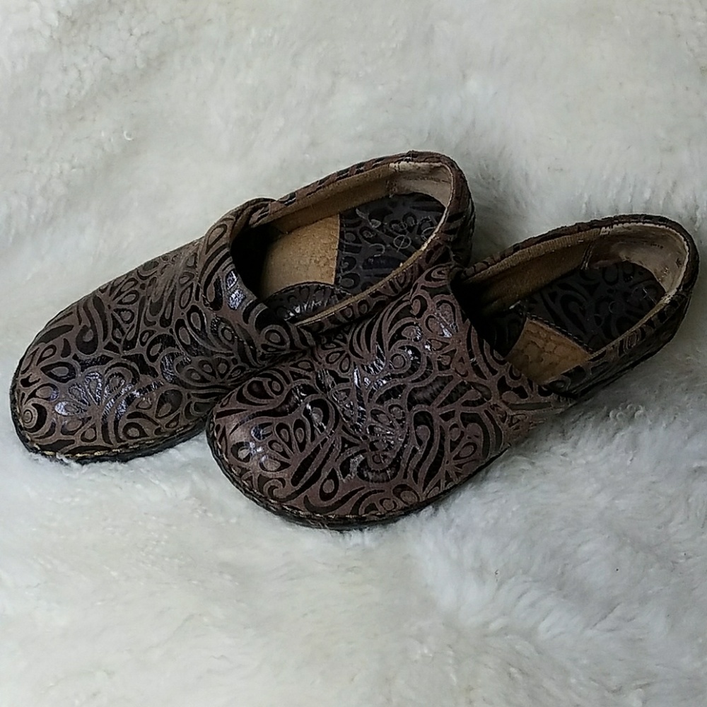 Born Concept clog shoes