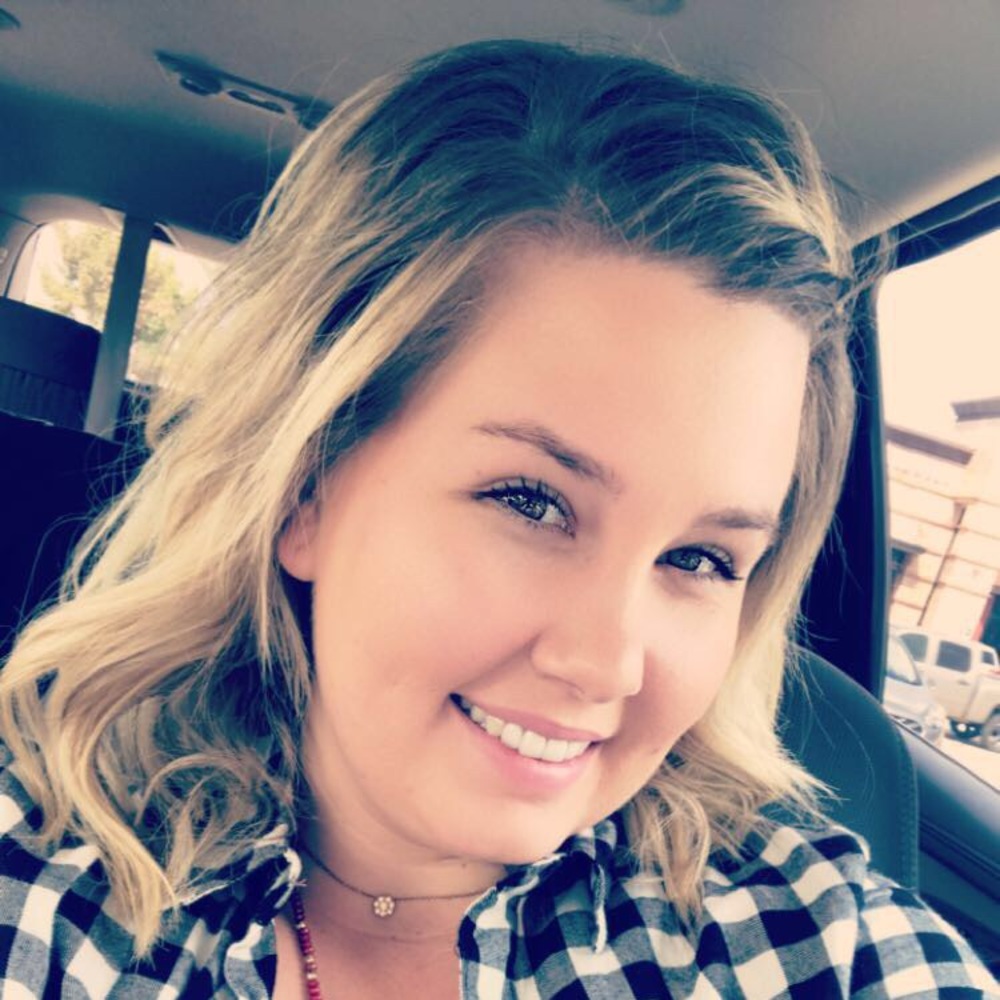 Meet your Posher, Lauren