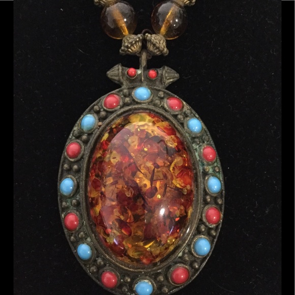 1970s Faux Amber Super Statement Necklace - Picture 2 of 7