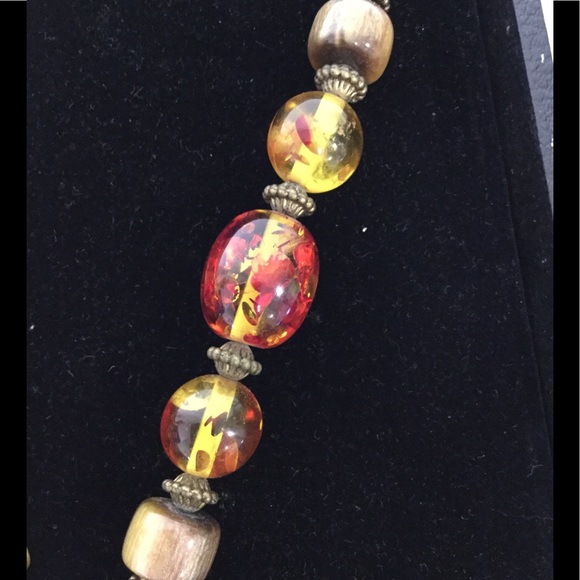 1970s Faux Amber Super Statement Necklace - Picture 3 of 7