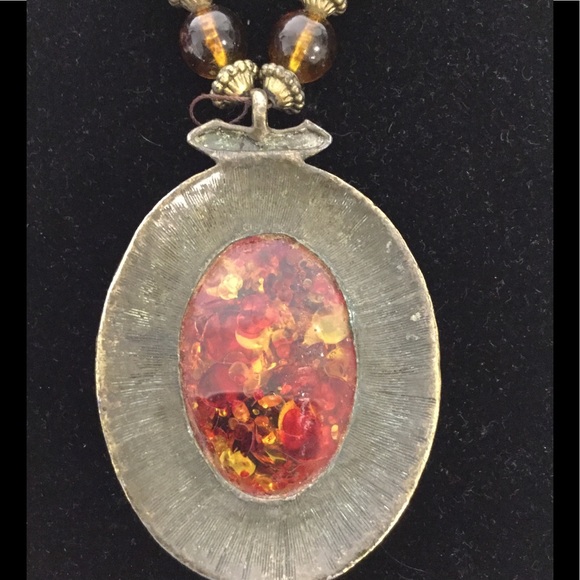 1970s Faux Amber Super Statement Necklace - Picture 6 of 7