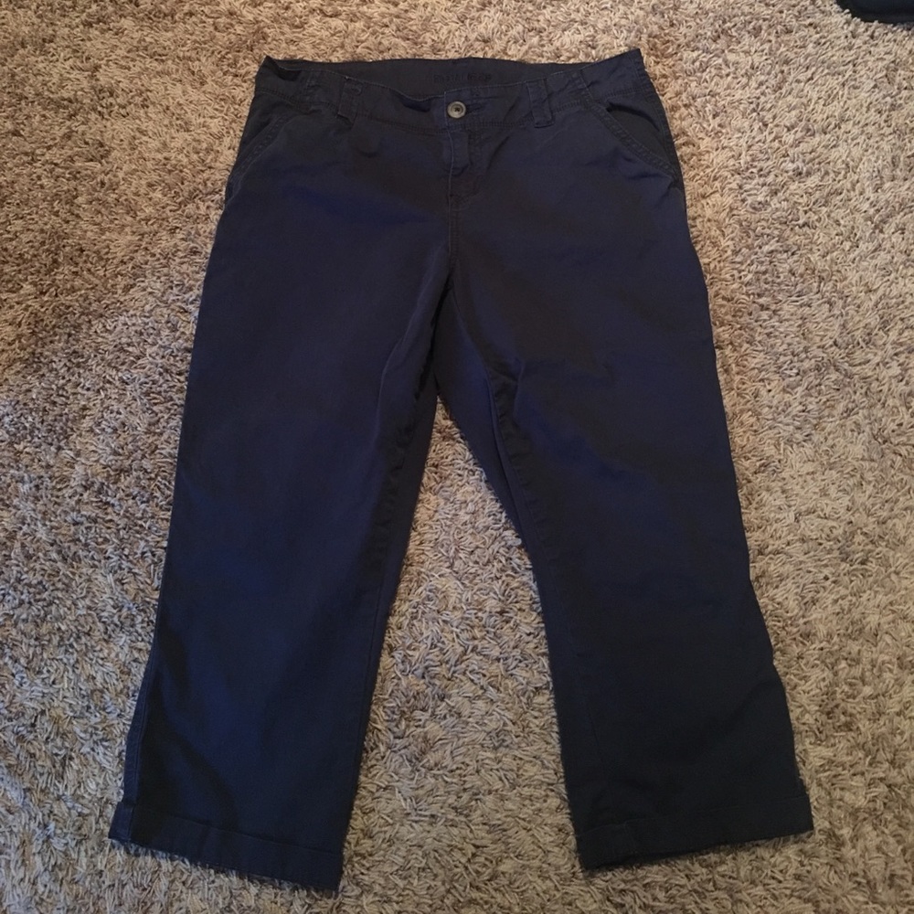 Chino capris