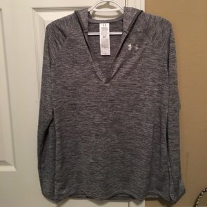 UNDER ARMOR gray pullover!!! NWOT