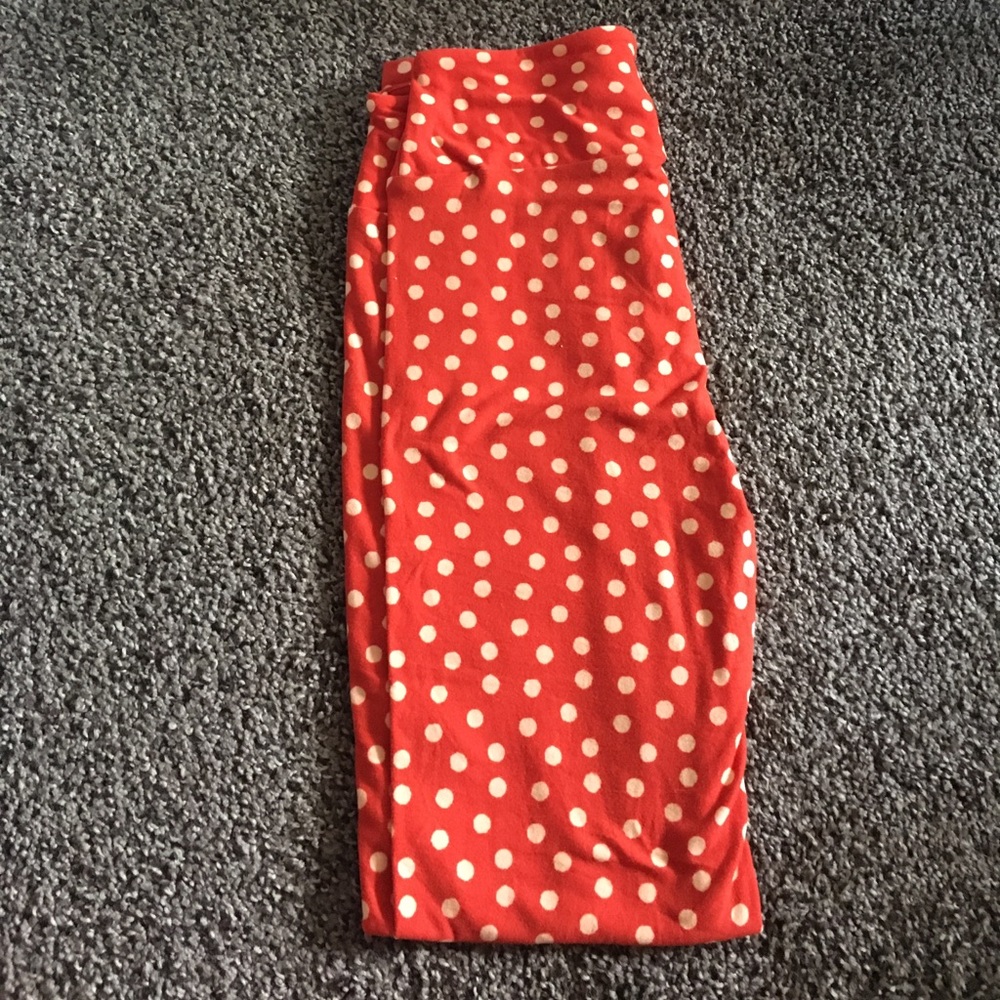 Red with cream dots one size Lularoe leggings