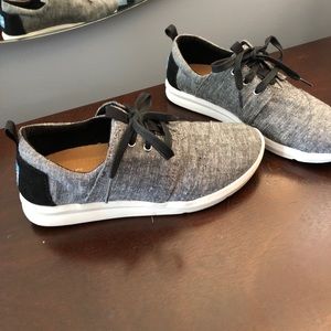 Gray& black Toms