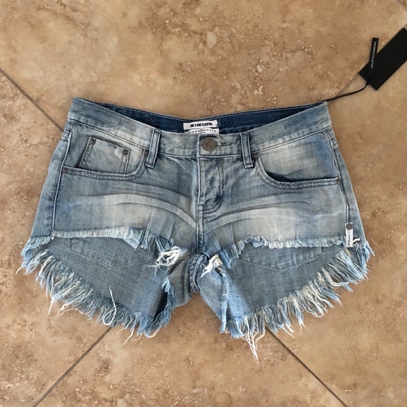 ℓαѕт •{One Teaspoon}• DIAMONDE BONITAS - Picture 6 of 8