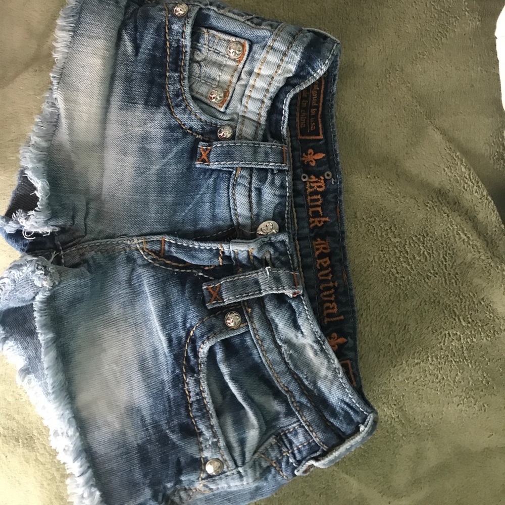Size 23 Rock Revivals