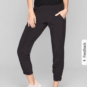 •NWT Athleta Aspire Ankle Pant•