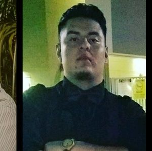 Meet your Posher, Christian