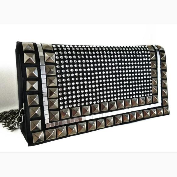 Handbags - 🎀Rocker chic purse🎀