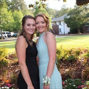 Meet your Posher, Izzabella