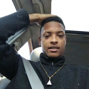 Meet your Posher, Cedric