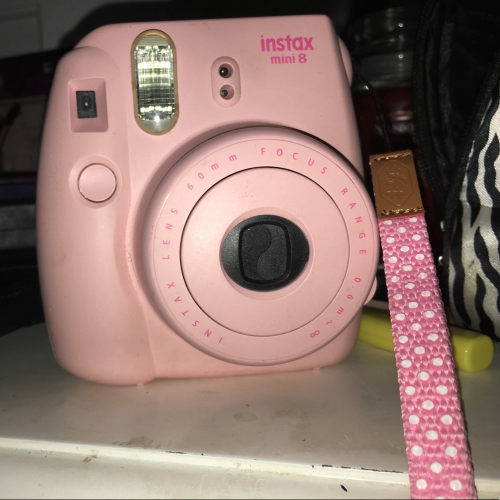 PINK POLAROID CAMERA💗💗