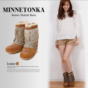 Minnetonka Mount Rainer Mukluk Boots