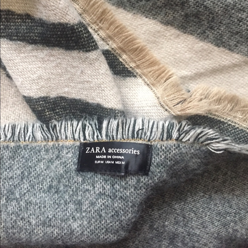 Zara Blanket Scarf (Reversible)