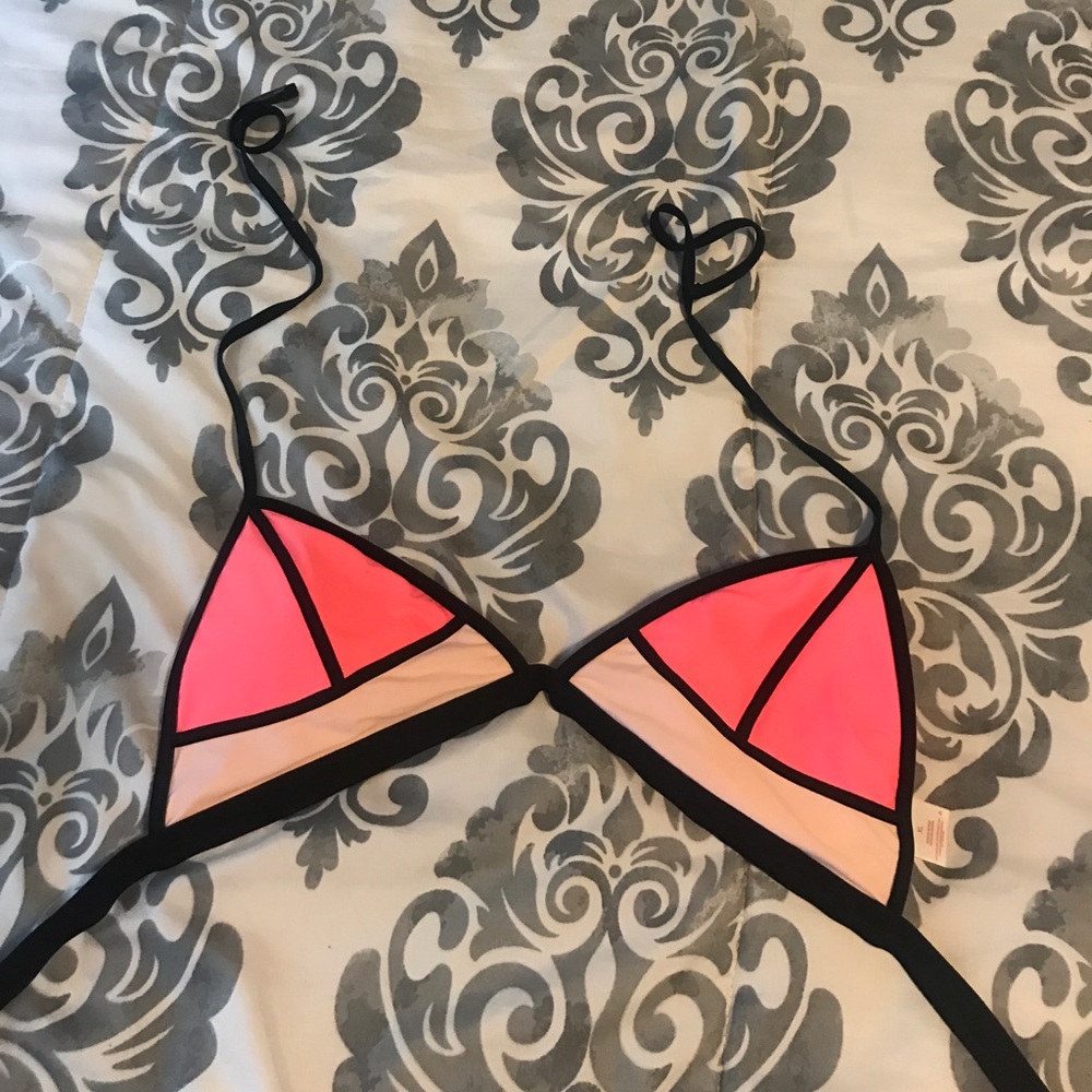 XL STRING BIKINI TOP