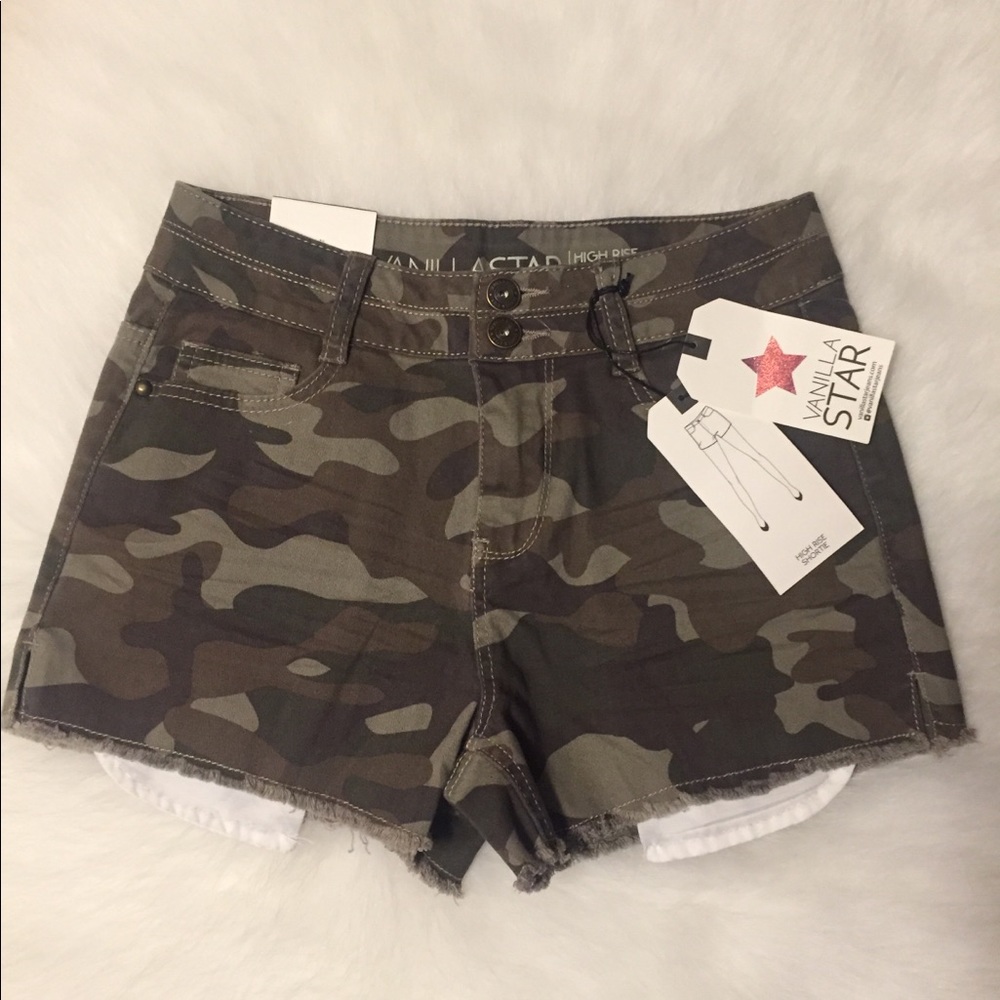 💞 NWT Camo shorts SIZE 1