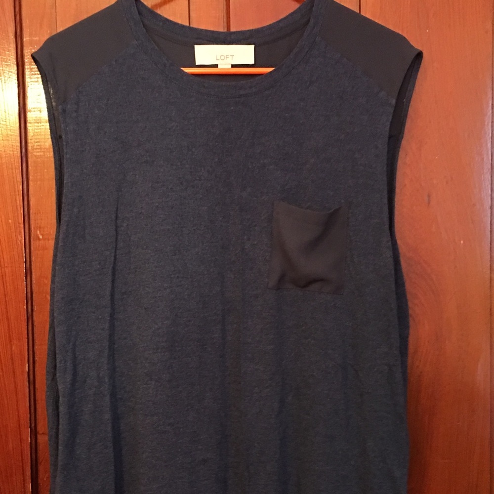 Multi texture tank