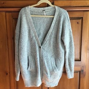 Grey sweater