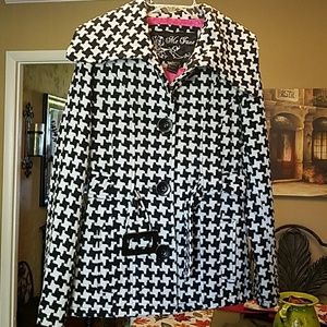 Me Jane Houndstooth Coat