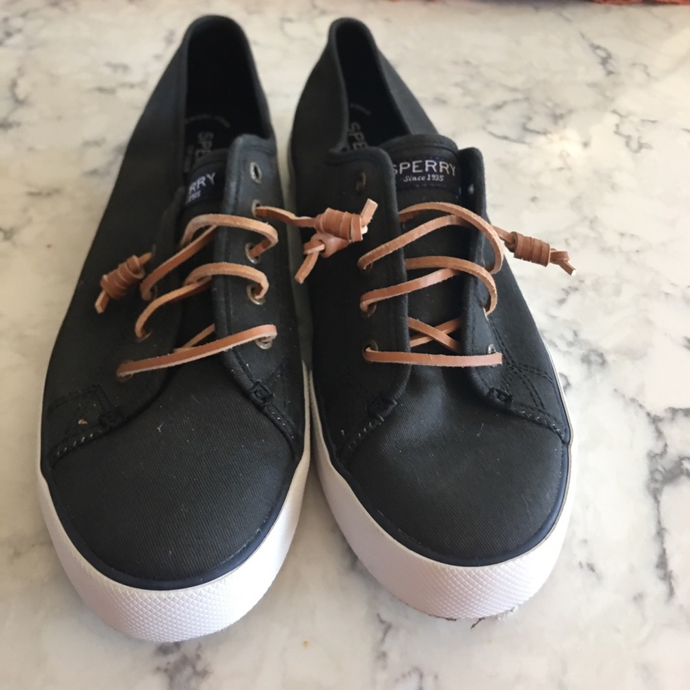 Sperry memory foam “top sider”