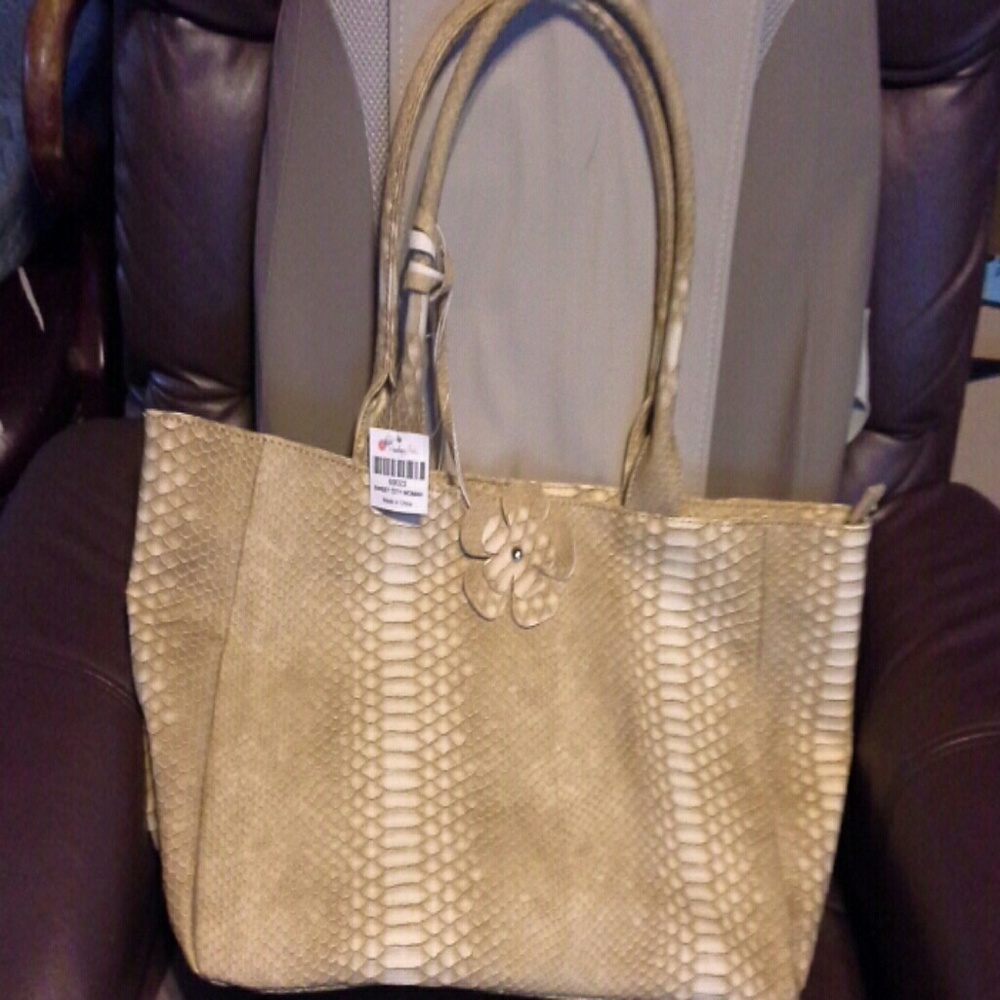 Penelope  Ann sweet city  woman  tote NEW