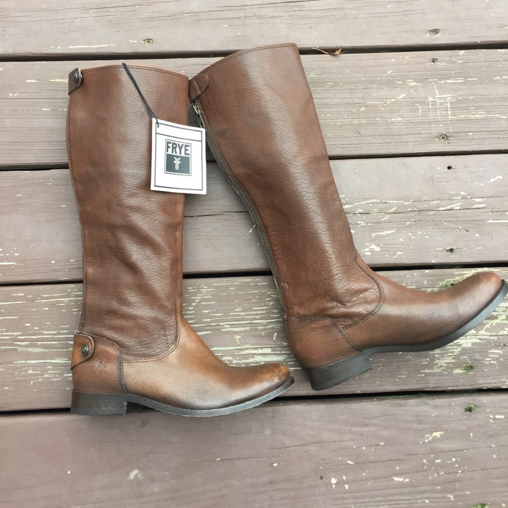 NWT Frye Melissa Button Boots Dark Brown 6M
