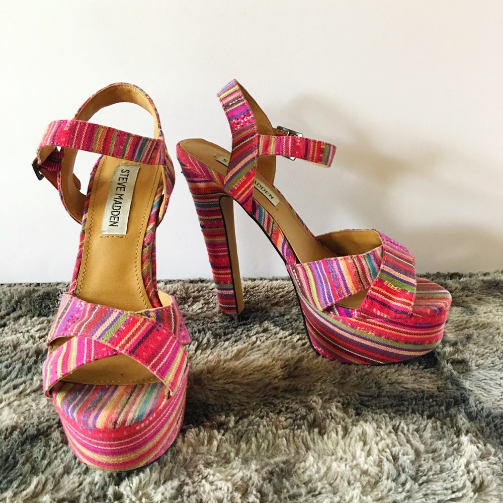 🔥Steve Madden Tribal Platforms