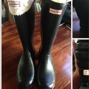 NEW Hunter boots with liners