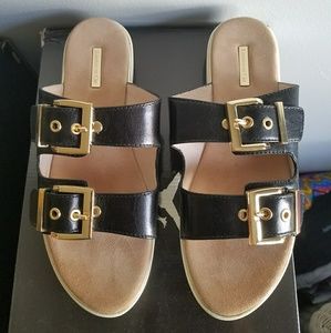 Louise et die sandles