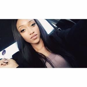 Meet your Posher, Denisha
