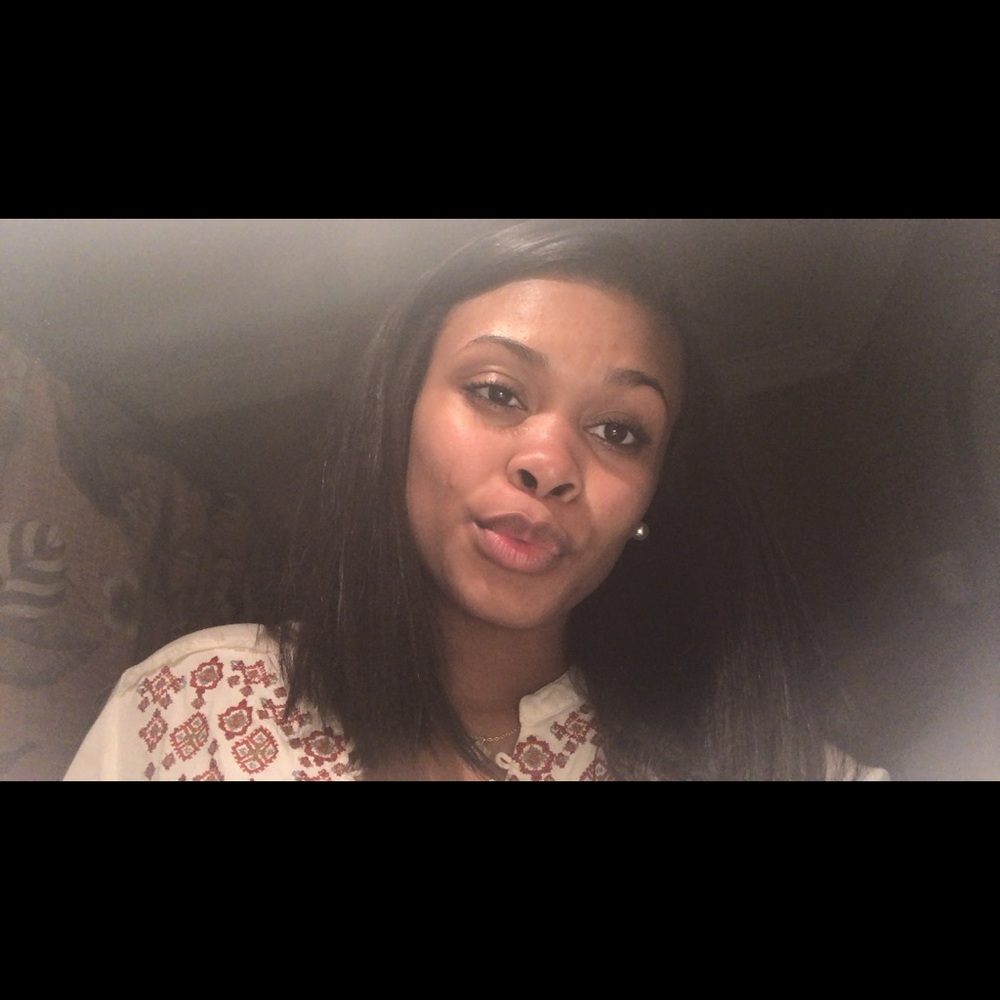 Meet your Posher, Lauryn