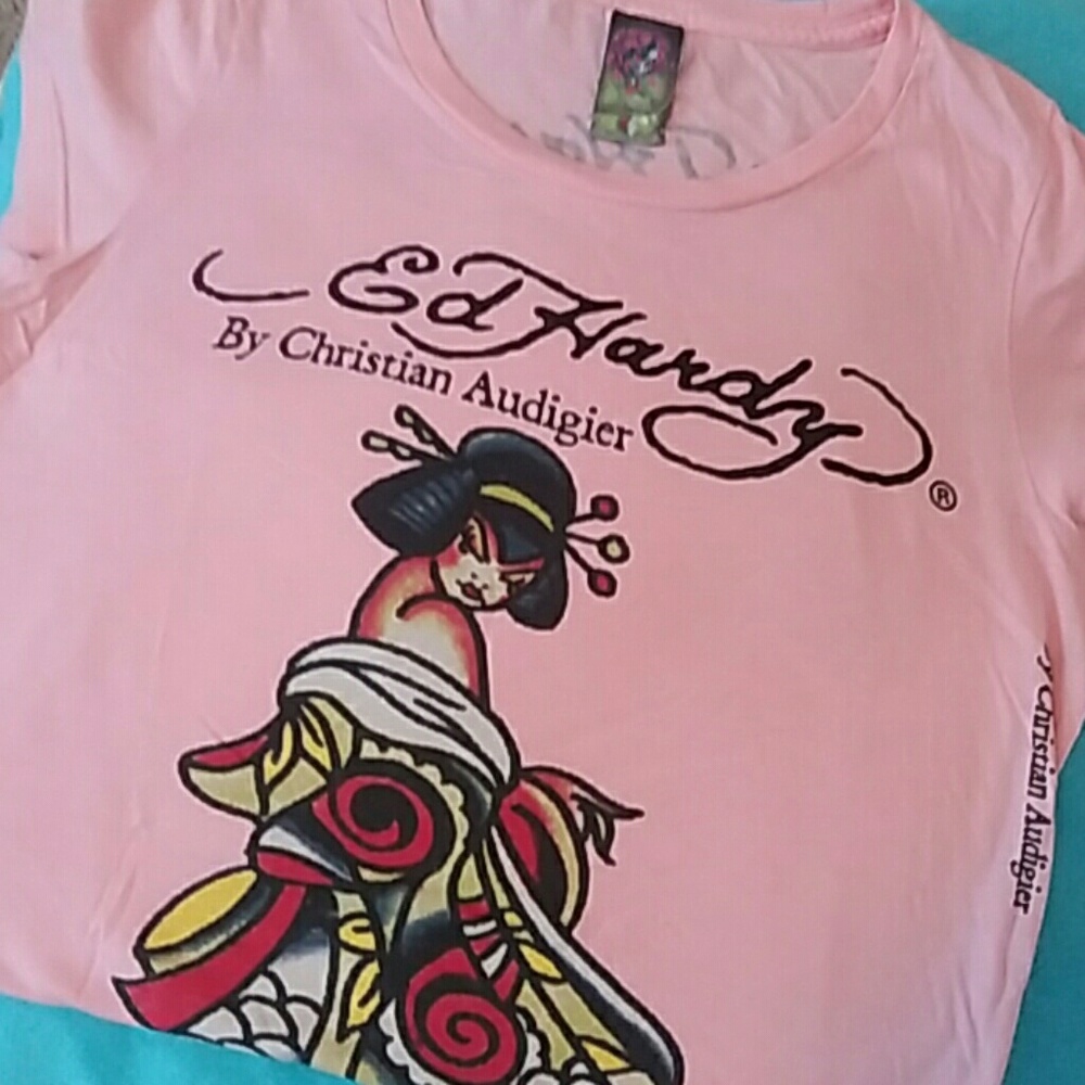 Ed Hardy tee shirt