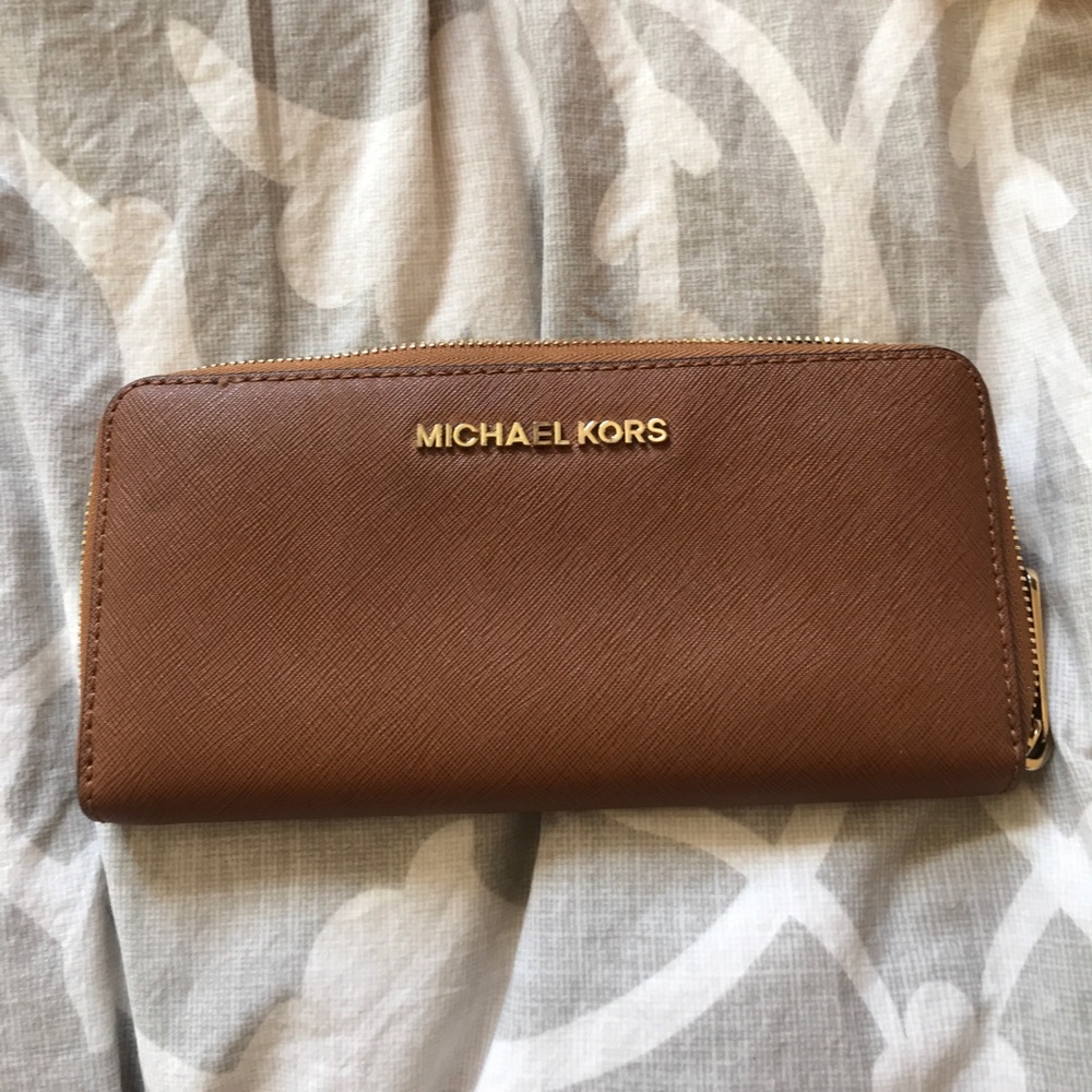 Michael Kors continental wallet