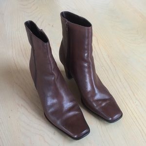ANA size 8 Boots