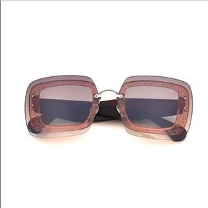 70s inspired brown gradient sunglasses