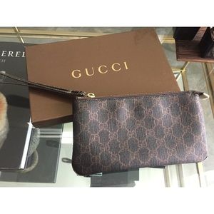 GUCCI wrist wallet