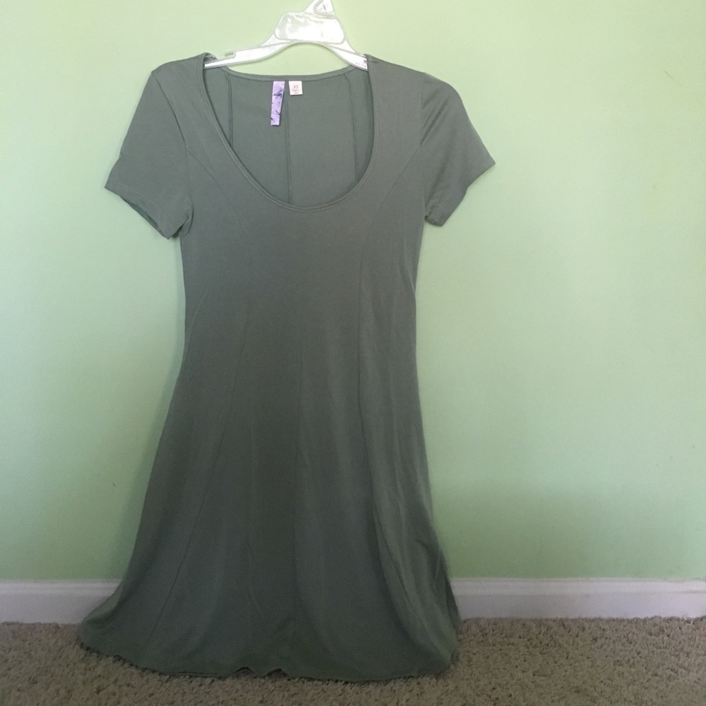Francesca's Short Sleeve Dress